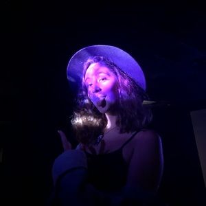 Meet your Posher, Zoe